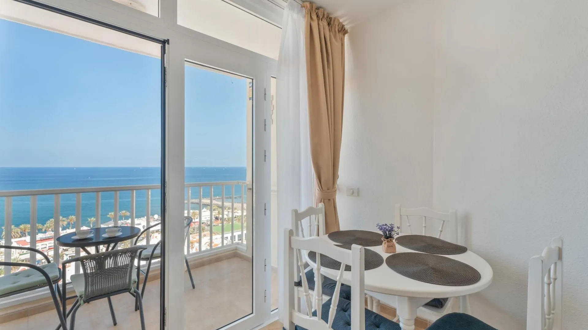 פלאייה דה לאס אמריקס Amazing View Over The Ocean Y ספרד